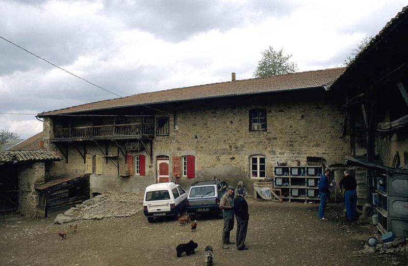 Aile Nord, façade sur cour.