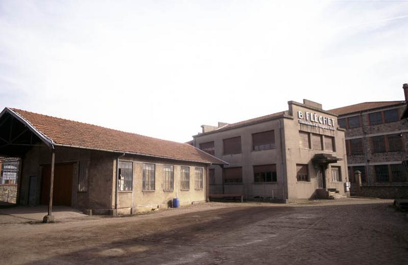 Extérieur, façades sur cour.