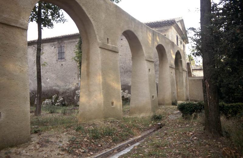 Installation hydraulique, aboutissement de l'acqueduc.