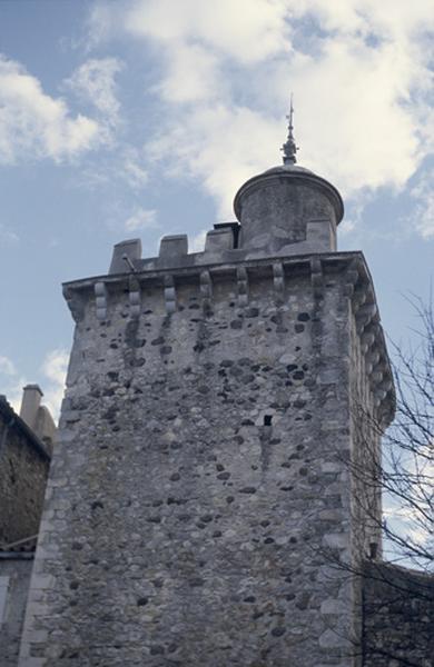 Communs, façades sur cour, côté Nord.