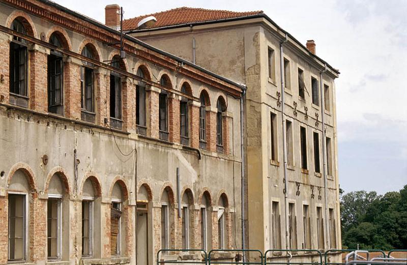 Bâtiment principal, façade sur cour.