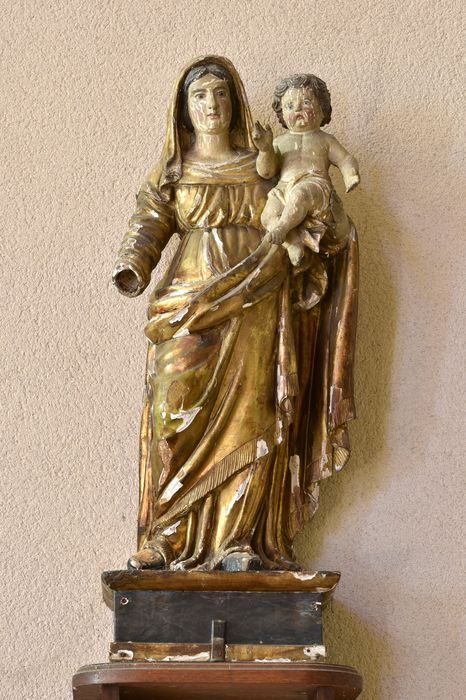 statue : Vierge à l'Enfant, vue générale - ® Ministère de la Culture (France), Direction Régionale des Affaires Culturelles d’Auvergne-Rhône-Alpes – Tous droits réservés