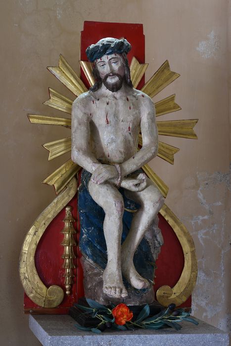 statue : Christ souffrant, vue générale