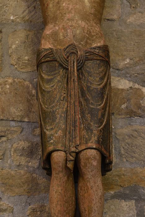 statue : Christ en croix, dit Christ à cotillon, détail