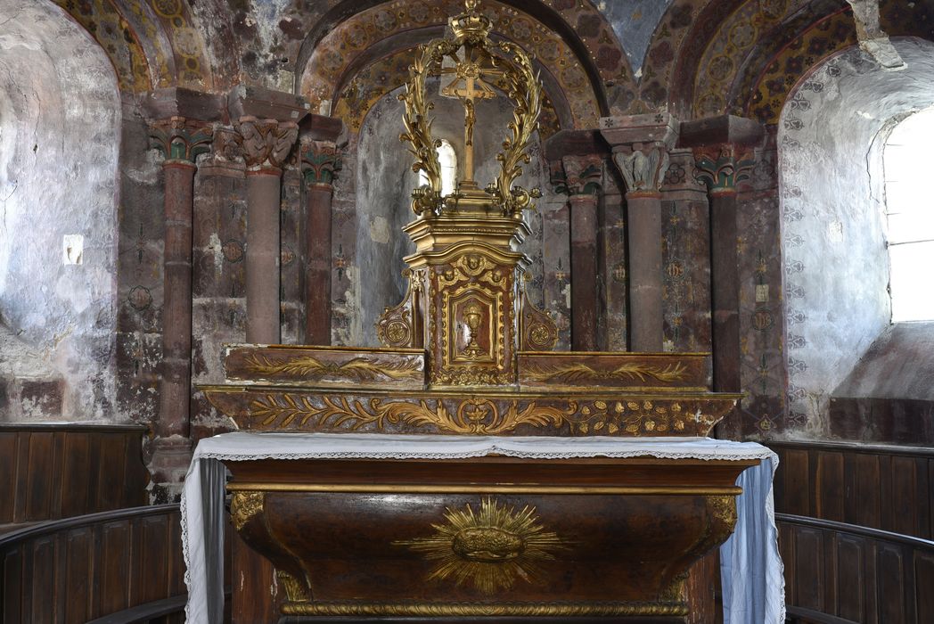 Autel (maître-autel), tabernacle et exposition