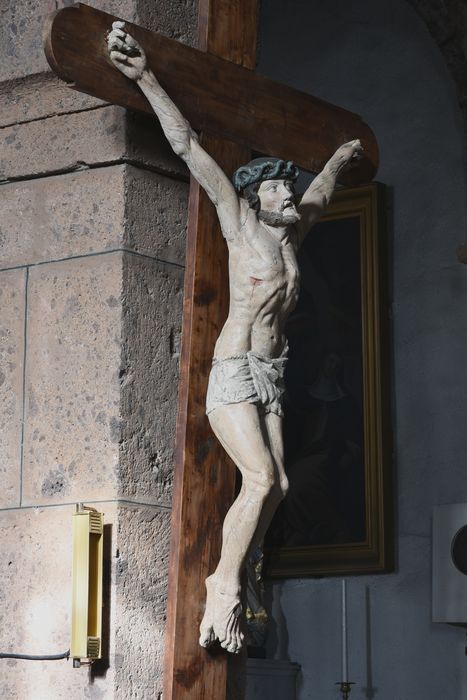 statue : Christ en croix, vue générale - ® Ministère de la Culture (France), Direction Régionale des Affaires Culturelles d’Auvergne-Rhône-Alpes – Tous droits réservés