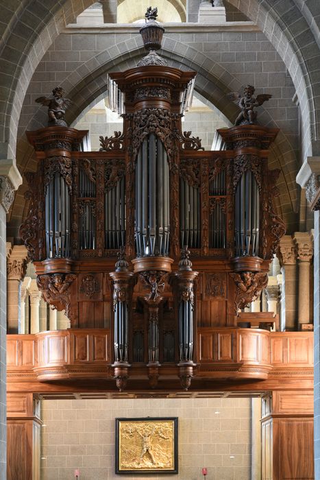 Orgue de tribune : buffet d'orgue