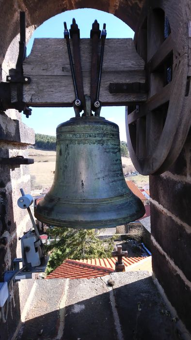 cloche, vue générale - © Ministère de la Culture (France), Direction Régionale des Affaires Culturelles d’Auvergne-Rhône-Alpes – Tous droits réservés