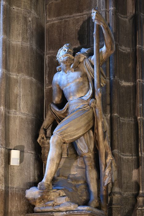 statue : saint Christophe, vue générale