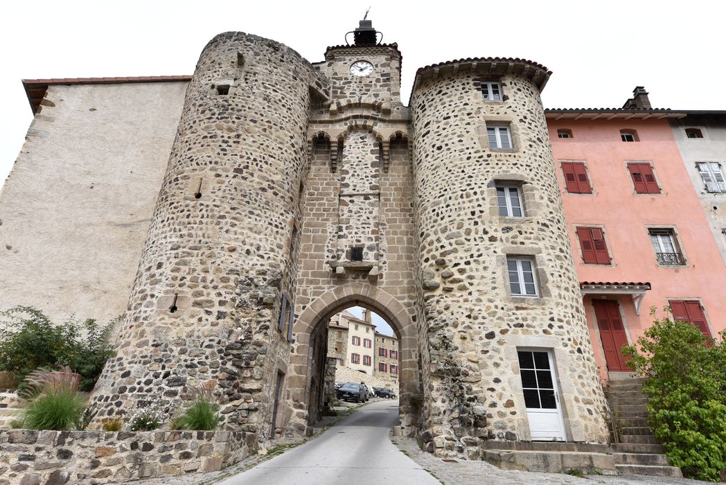 Portail de Monsieur : vue générale, élévation sud