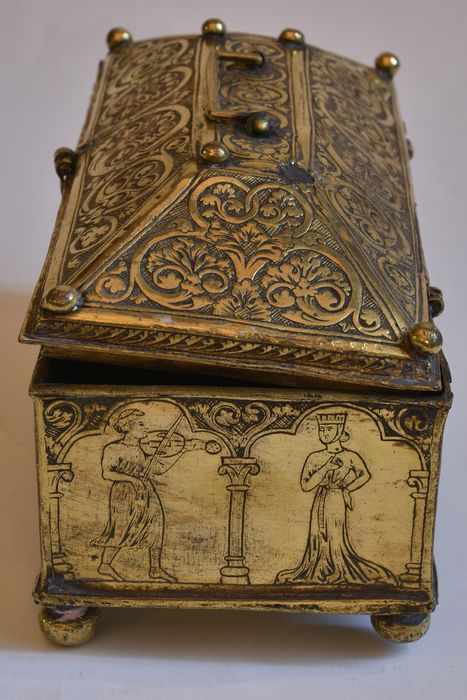 Coffret, vue générale