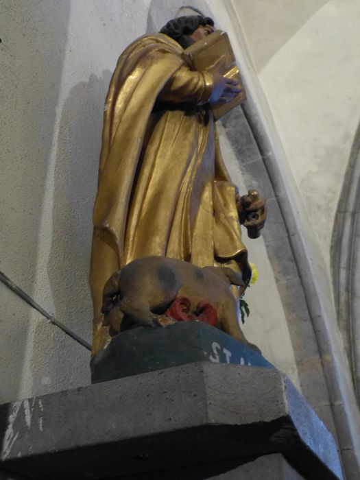 statue : Saint Antoine, vue générale