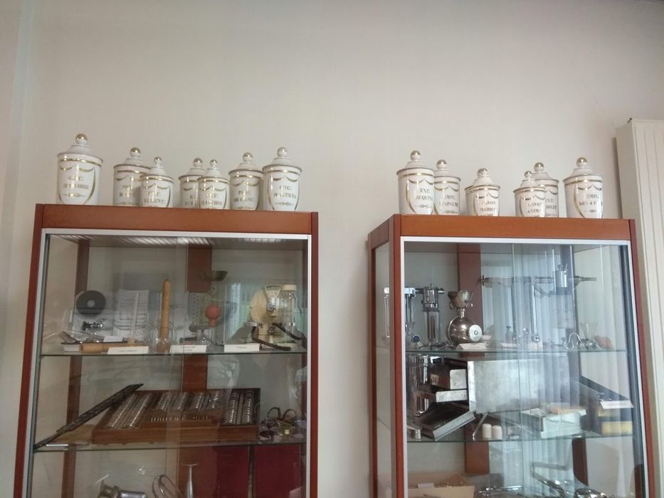 pots à pharmacie, vue générale