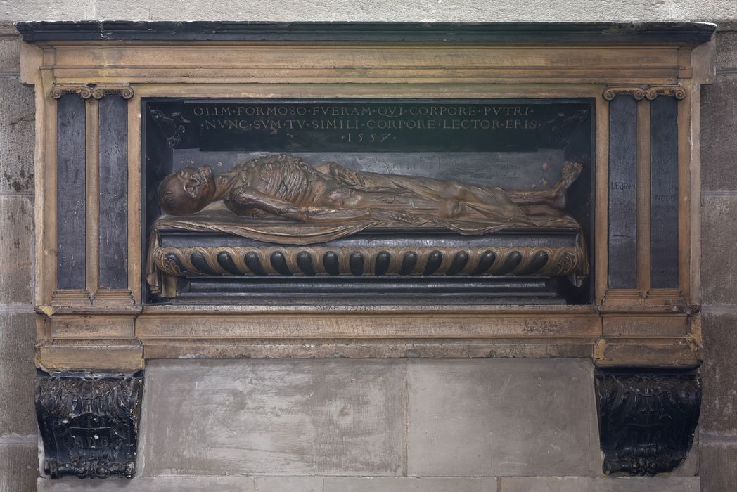 Bas-relief : la Mort, vue générale