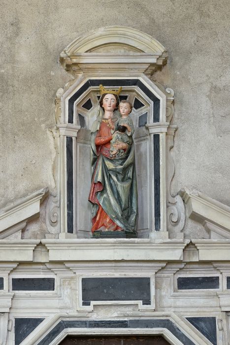 Statue : Vierge à l'Enfant, vue générale