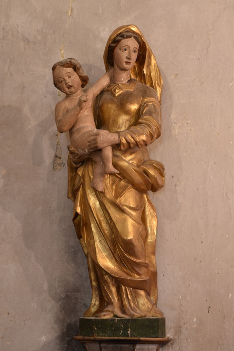 Statue : Vierge à l'Enfant