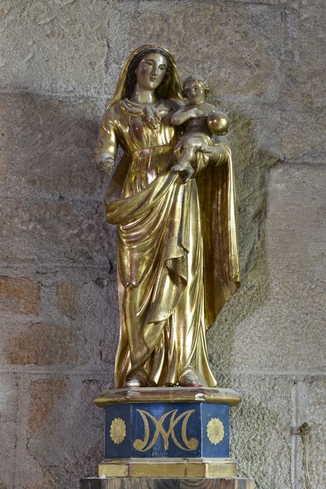 Statue sur socle : Vierge à l'Enfant tenant le globe, vue générale