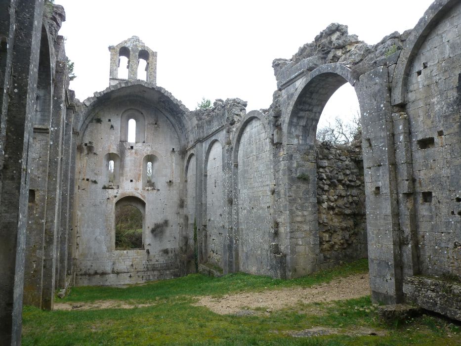 nef, vue générale