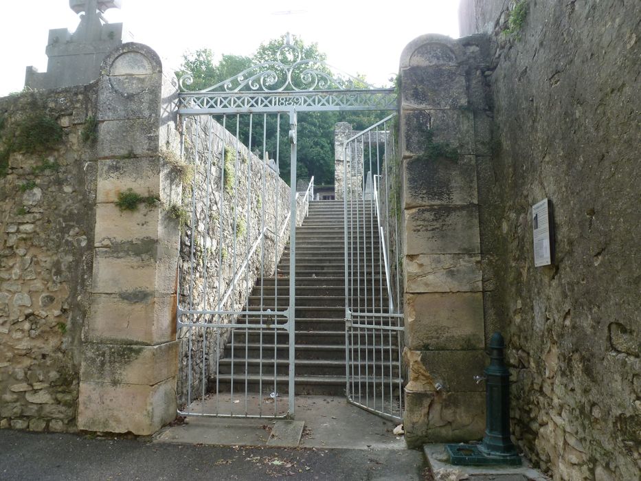 grille d’accès ouest, vue générale