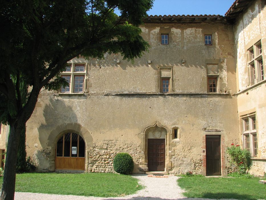 aile en retour, façade sud, vue partielle