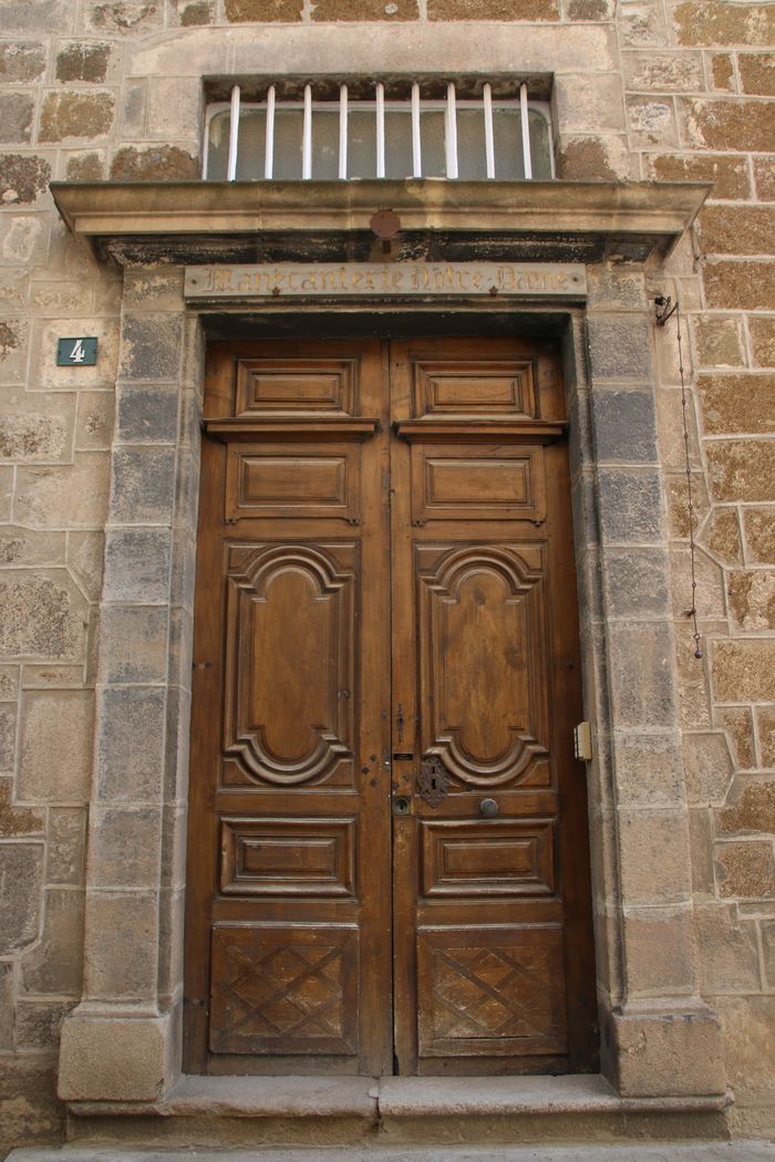 Entrée hôtel 18e siècle