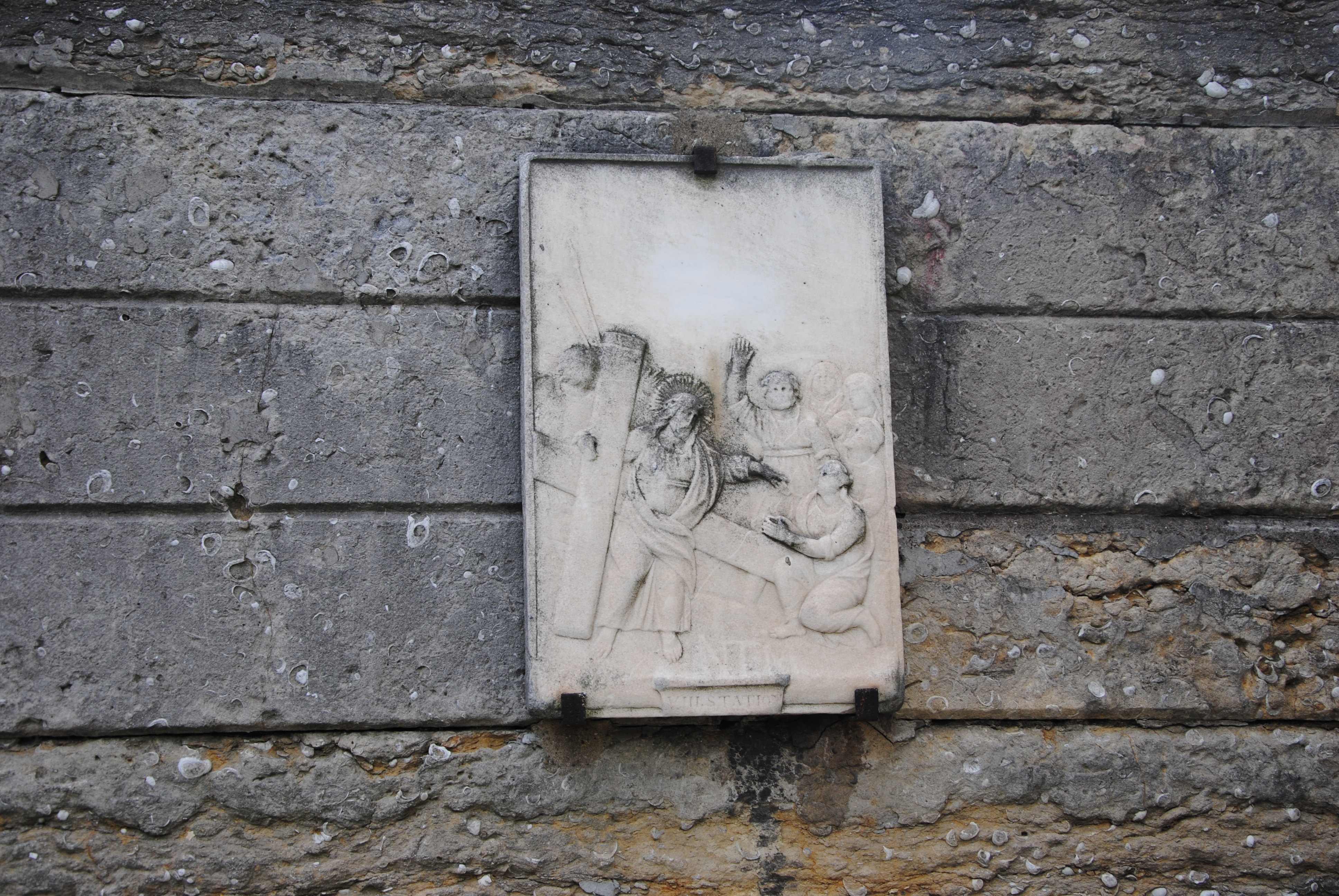 Plaque de l’ancien calvaire : station n°8