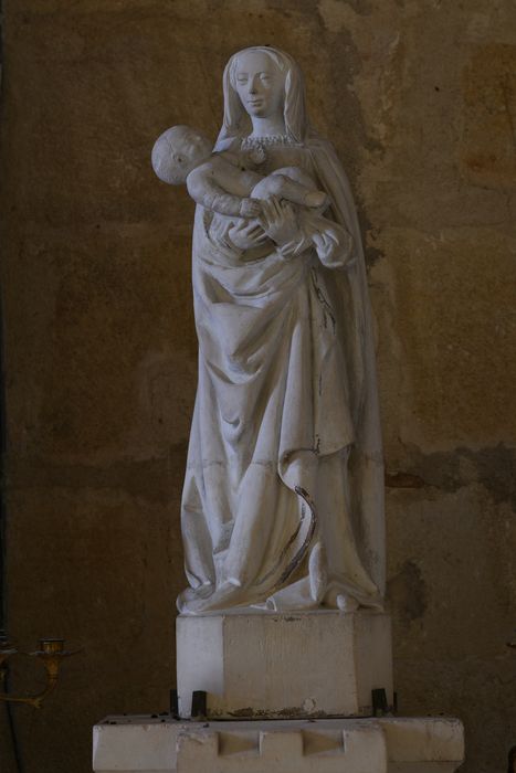 statue : Vierge à l'Enfant