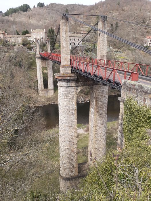 vue générale du pont dans son environnement