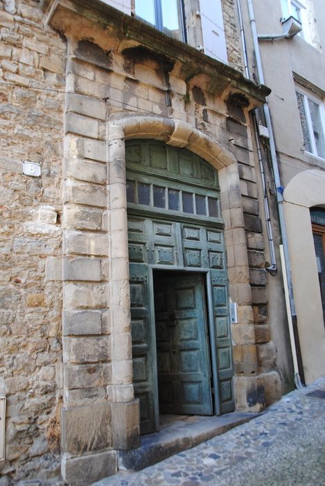 porte d'accès sur rue