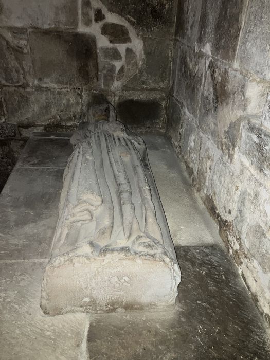 monument funéraire de Béatrice de Montluçon, femme d'Archambaud VIII