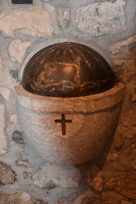 fonts baptismaux