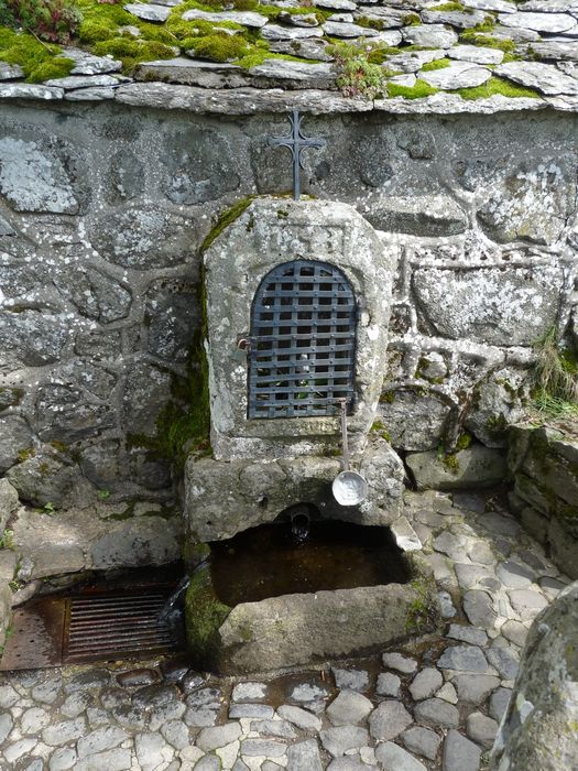 fontaine, détail