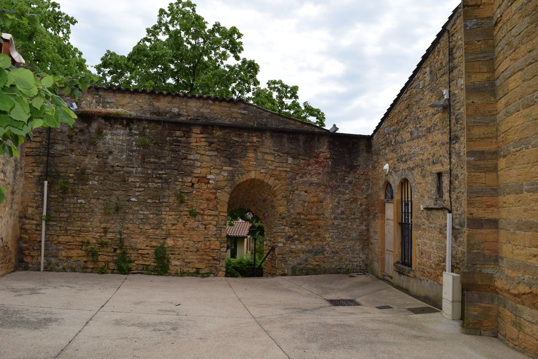 ancien rempart, élévation ouest