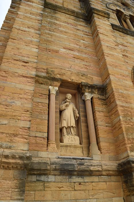 statue : Saint Vincent