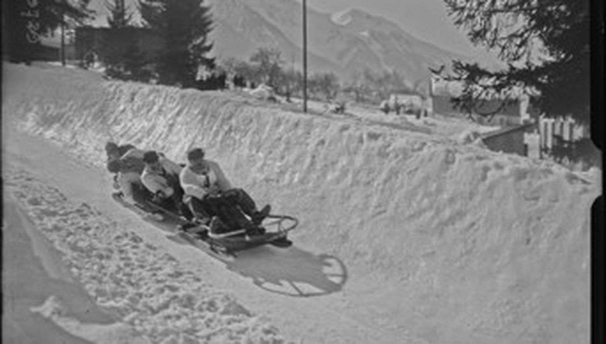 vue partielle de la piste lors d’une compétition olympique