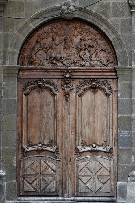 Porte de la chapelle, vue générale - © Ministère de la Culture (France), Direction Régionale des Affaires Culturelles d’Auvergne-Rhône-Alpes – Tous droits réservés