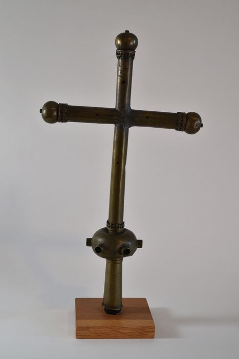 Croix de procession, vue générale