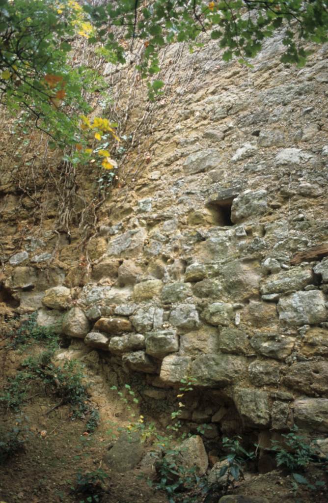 Fortification de la ville : vue des remparts.