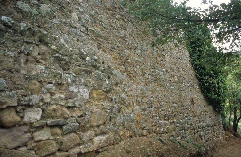 Fortification de la ville : vue des remparts.