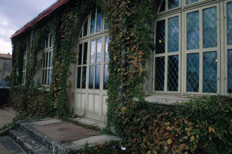 Extérieur. Aile 1926, façade de la salle de restaurant.