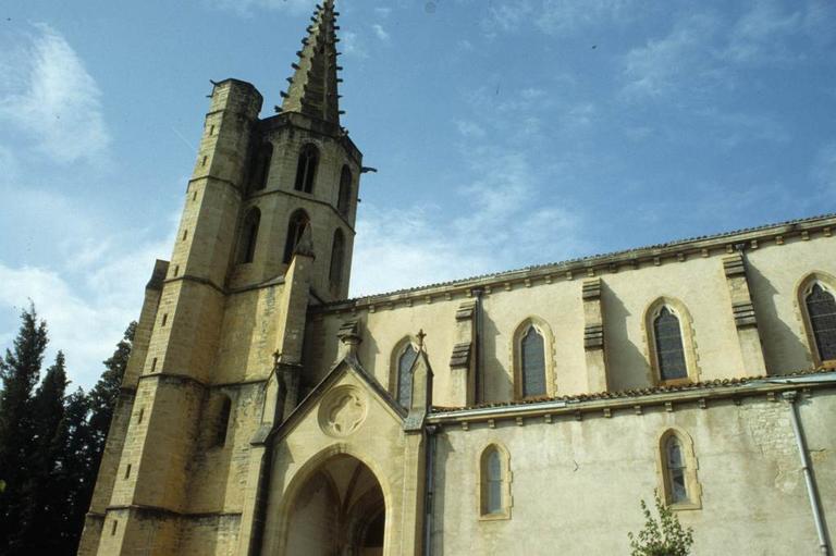 Eglise vue du côté sud.