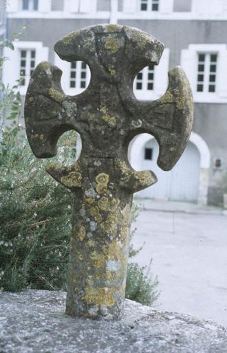 Croix.