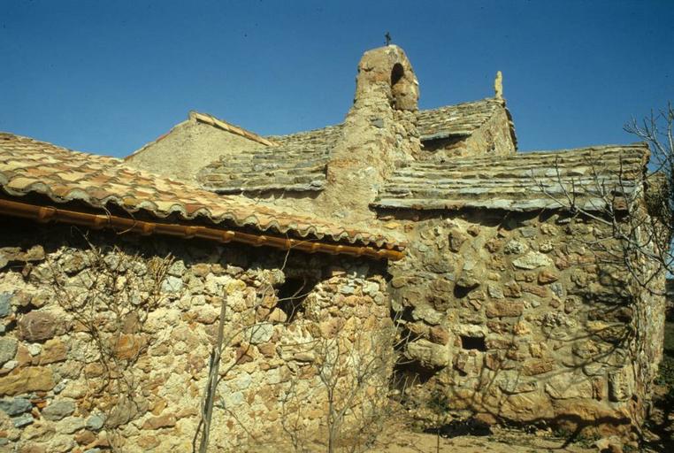 Ermitage et vestiges de l'ancienne chapelle Saint-Aubin.