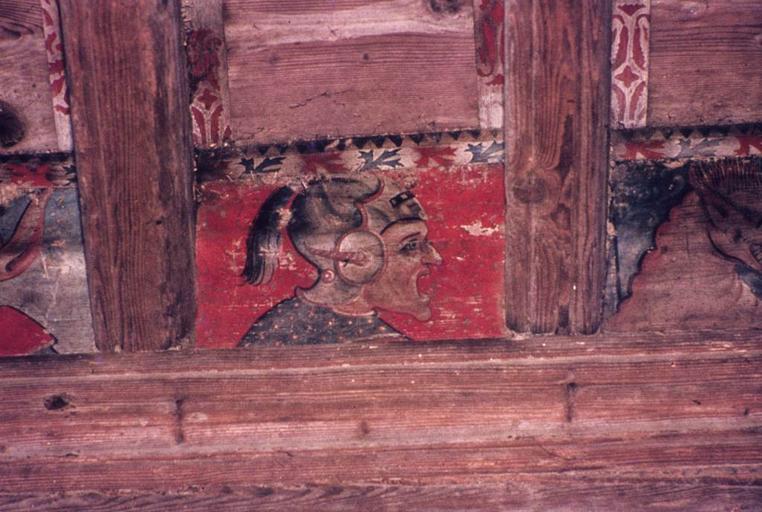 Intérieur. Plafond peint de la grande salle. Panneau.