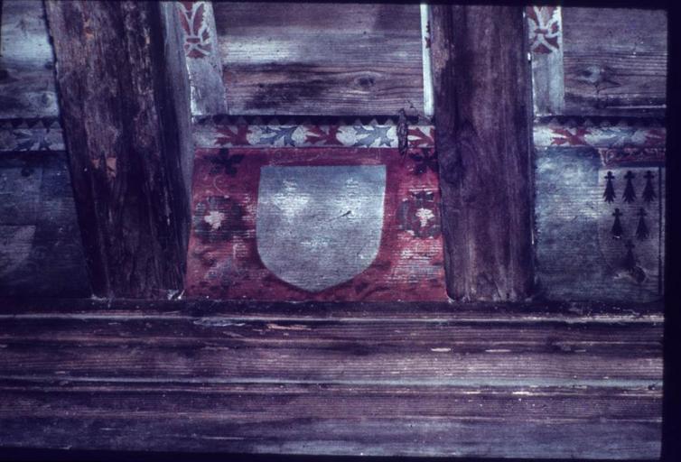 Intérieur. Plafond peint de la grande salle. Panneau.