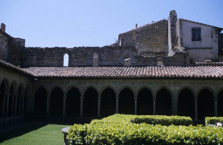 Cloître.