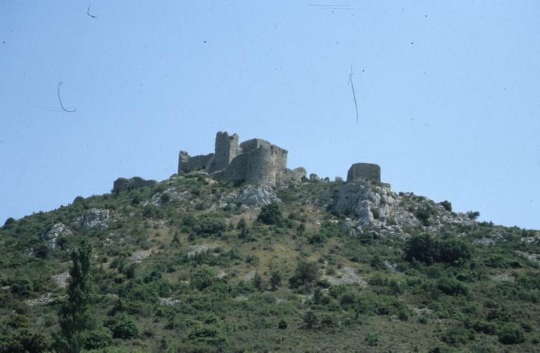 Château fort d'Aguilar.