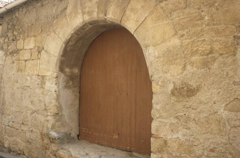 Clôture de l'abbaye : mur de la rue des Lavandières.