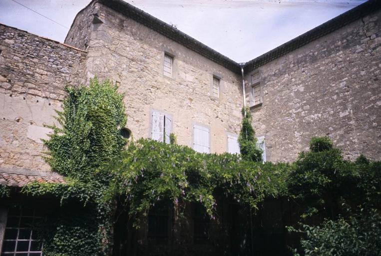 Bâtiments conventuels, façade Sud.