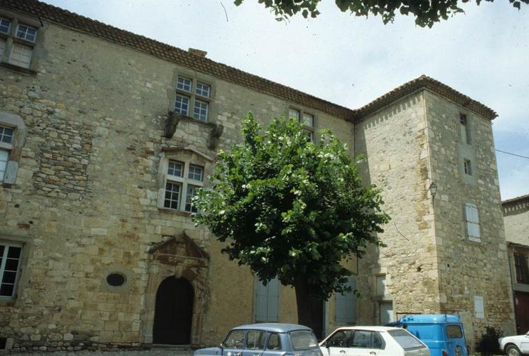 Logis abbatial. Façade.